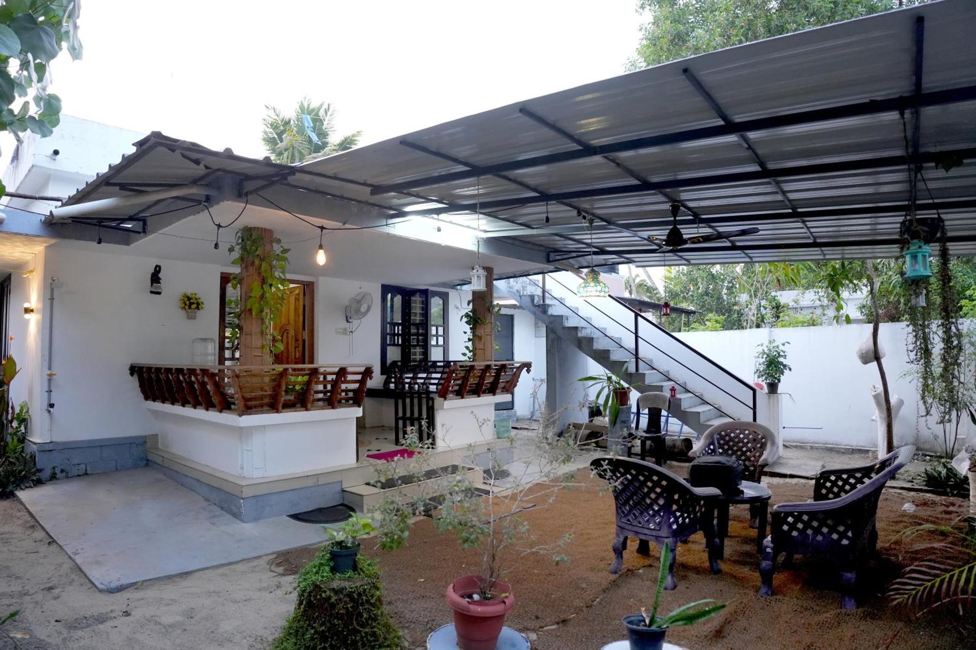 Jeehaa Homestay Alappuzha Buitenkant foto