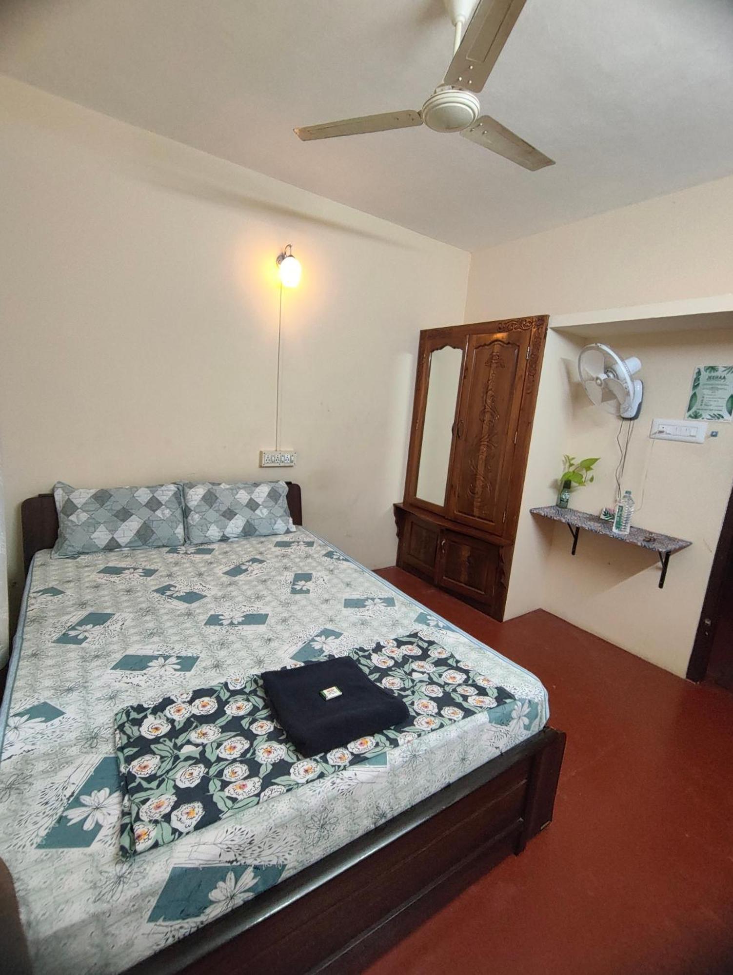 Jeehaa Homestay Alappuzha Buitenkant foto